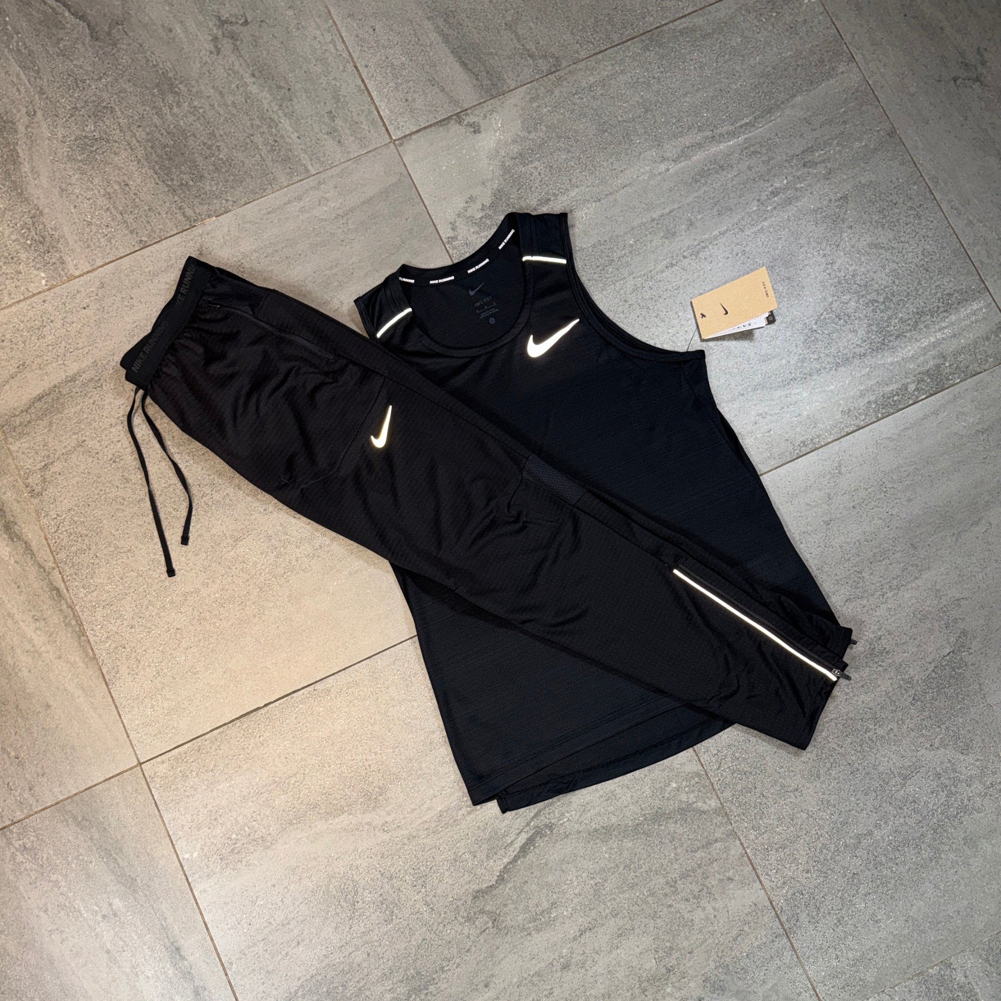 Nike Miler Vest & Phenom Pants Set 'Black'