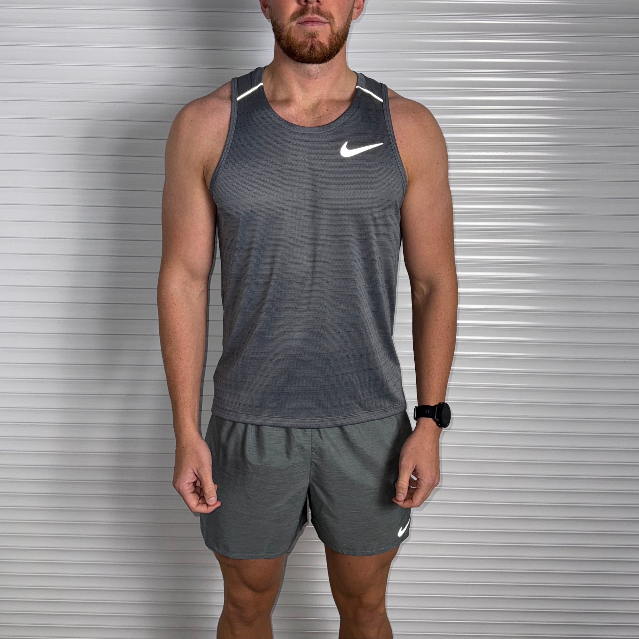 Nike Miler Vest & Challenger Shorts Set 'Grey' 