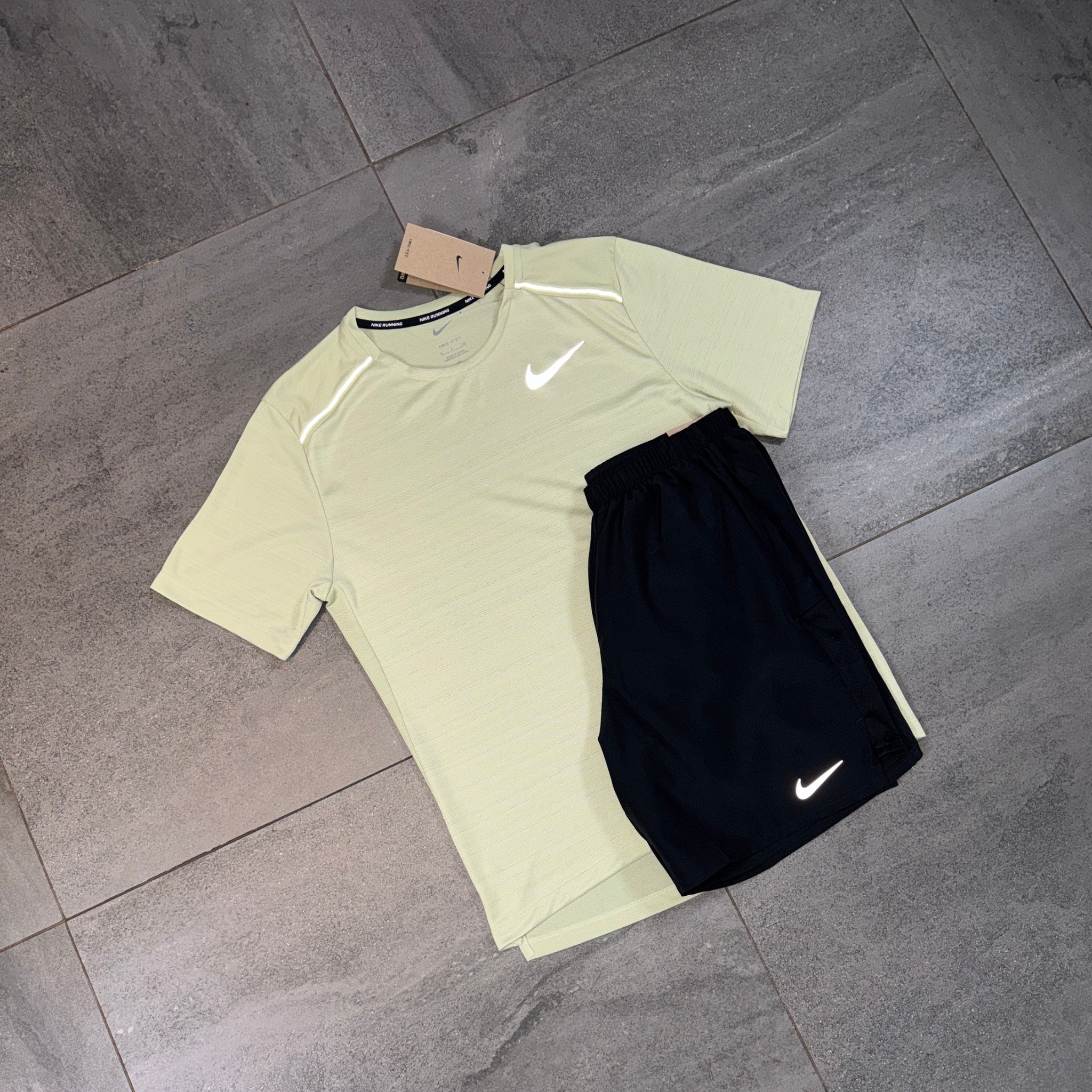 Nike Miler & Challenger Shorts Set 'Olive Aura/Black'