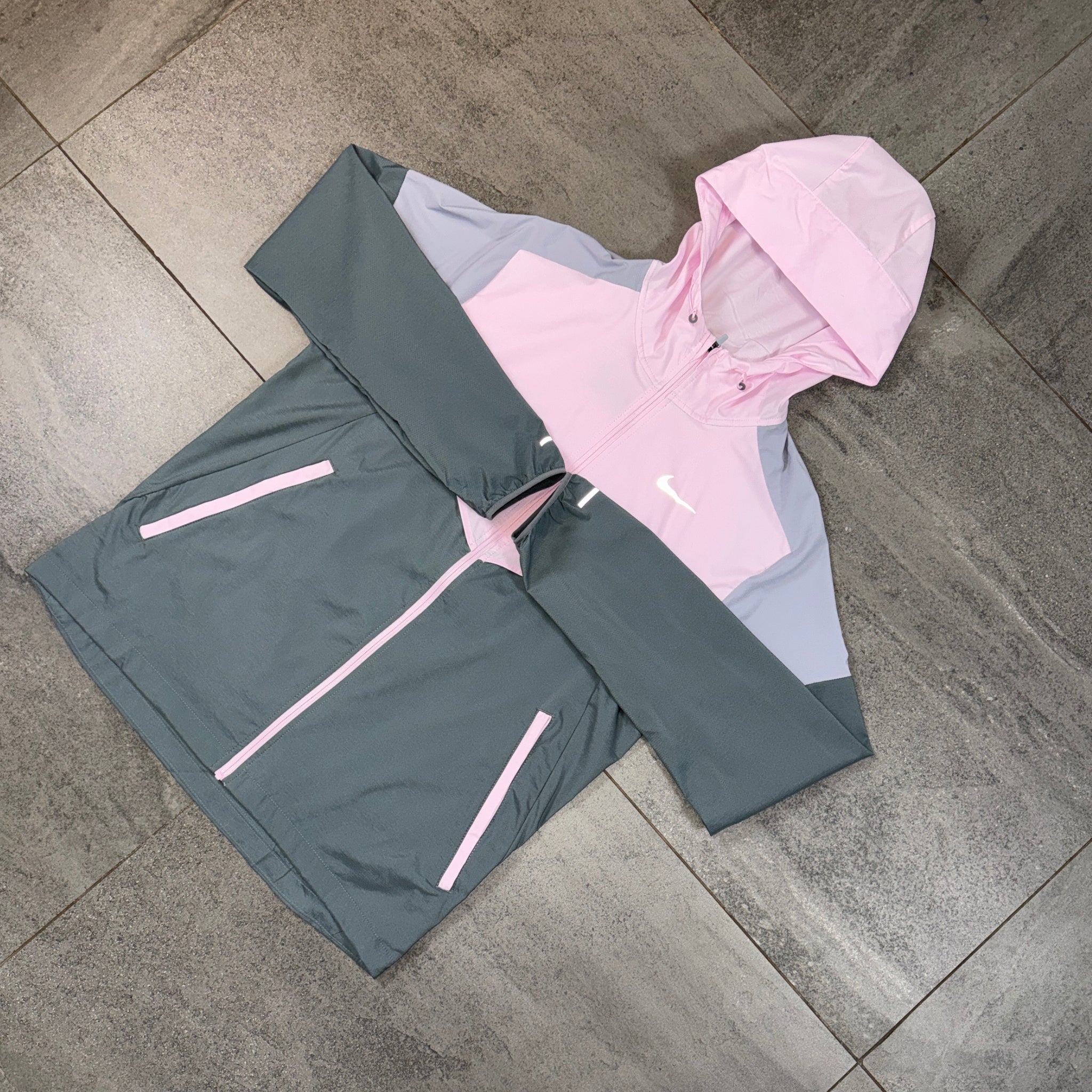 Nike Windrunner Jacket 'Pink Foam'