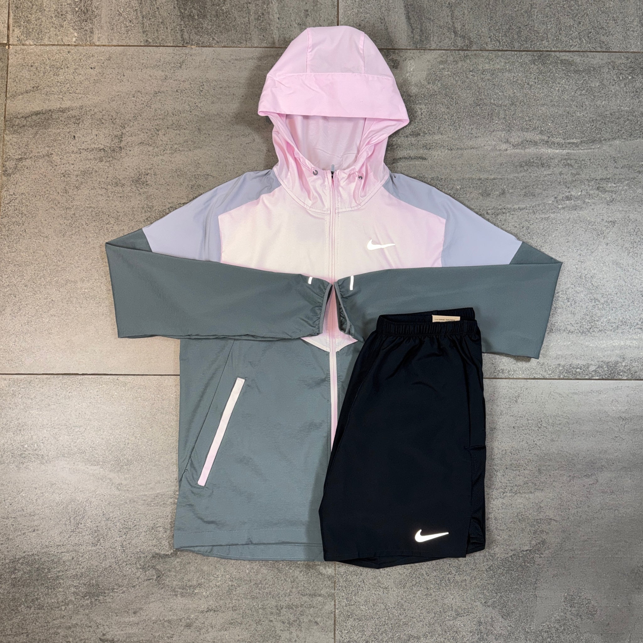 Nike Windrunner & Challenger Shorts Set 'Pink Foam/Black'