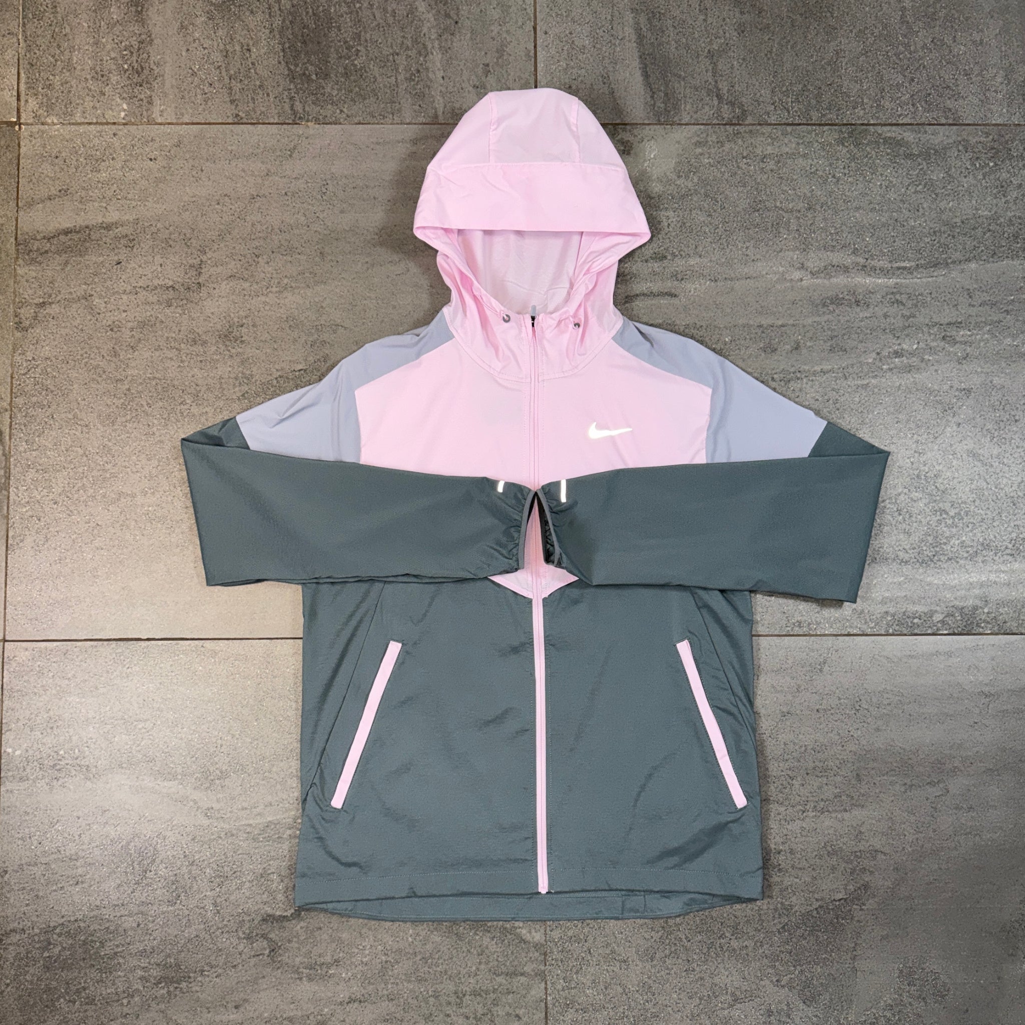 Nike Windrunner & Phenom Pants Set 'Pink Foam/Black'