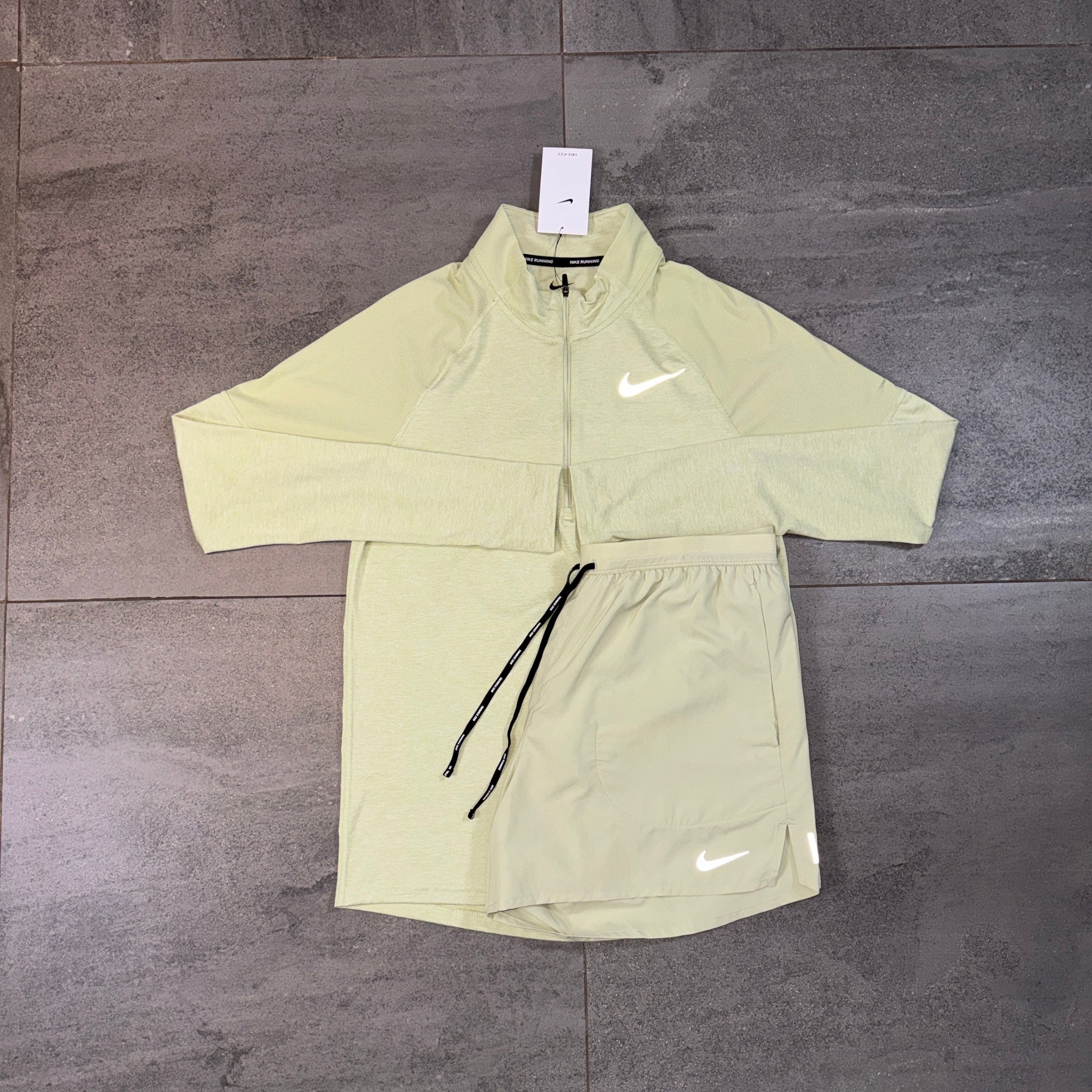 Nike 1/4 Running Top & Flex Shorts Set 'Olive Aura'
