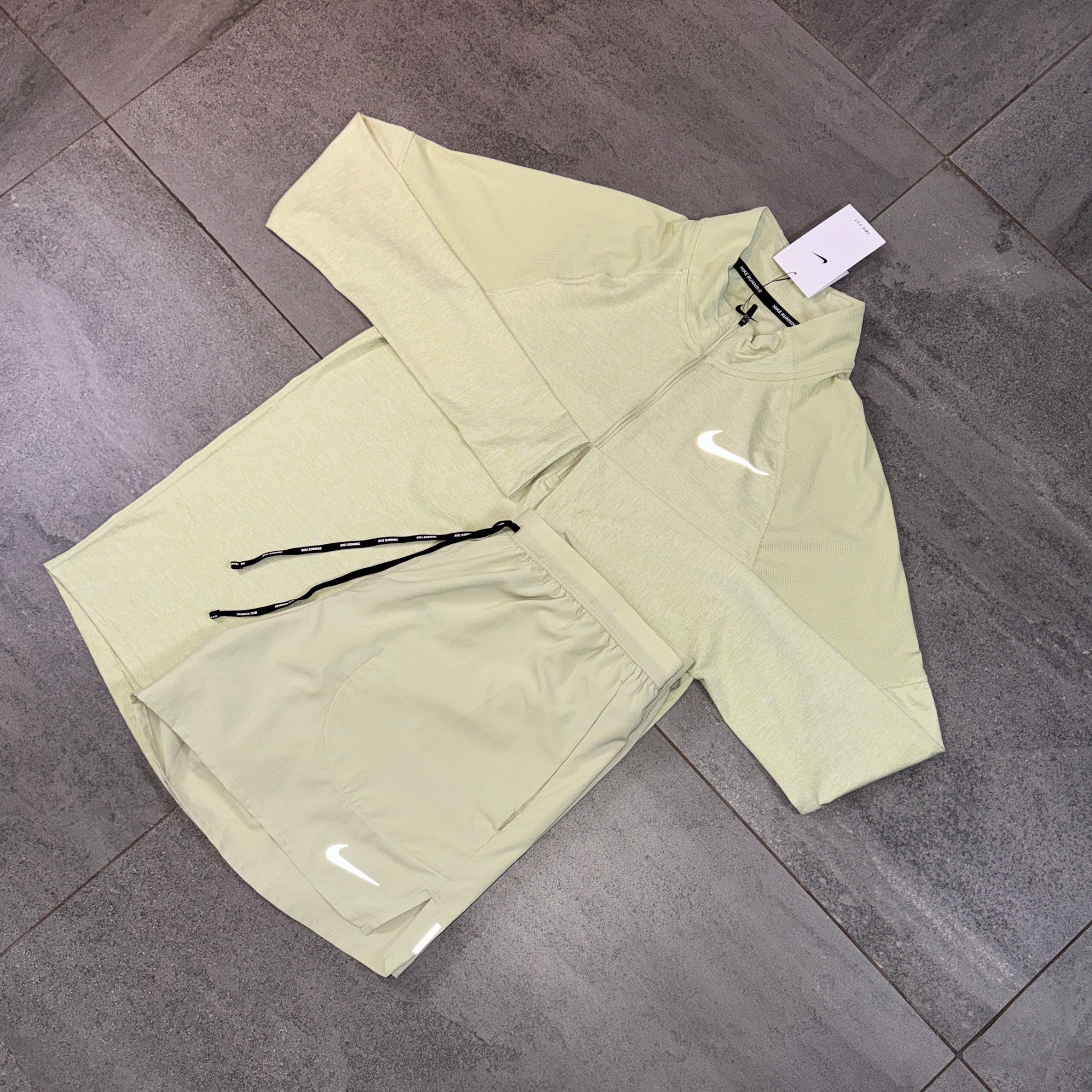 Nike 1/4 Running Top & Flex Shorts Set 'Olive Aura'