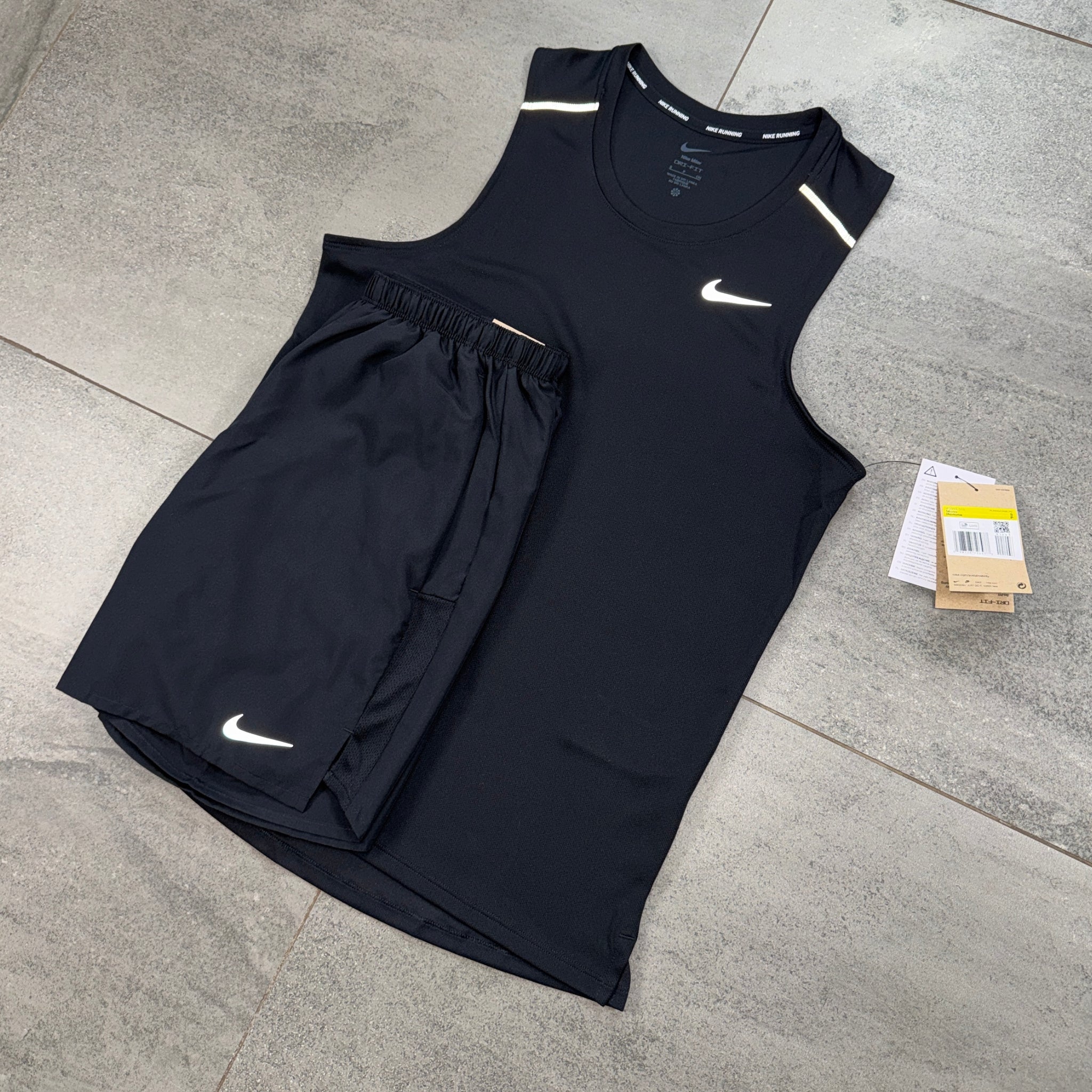 Nike Miler 2.0 Vest & Challenger Shorts Set 'Black'