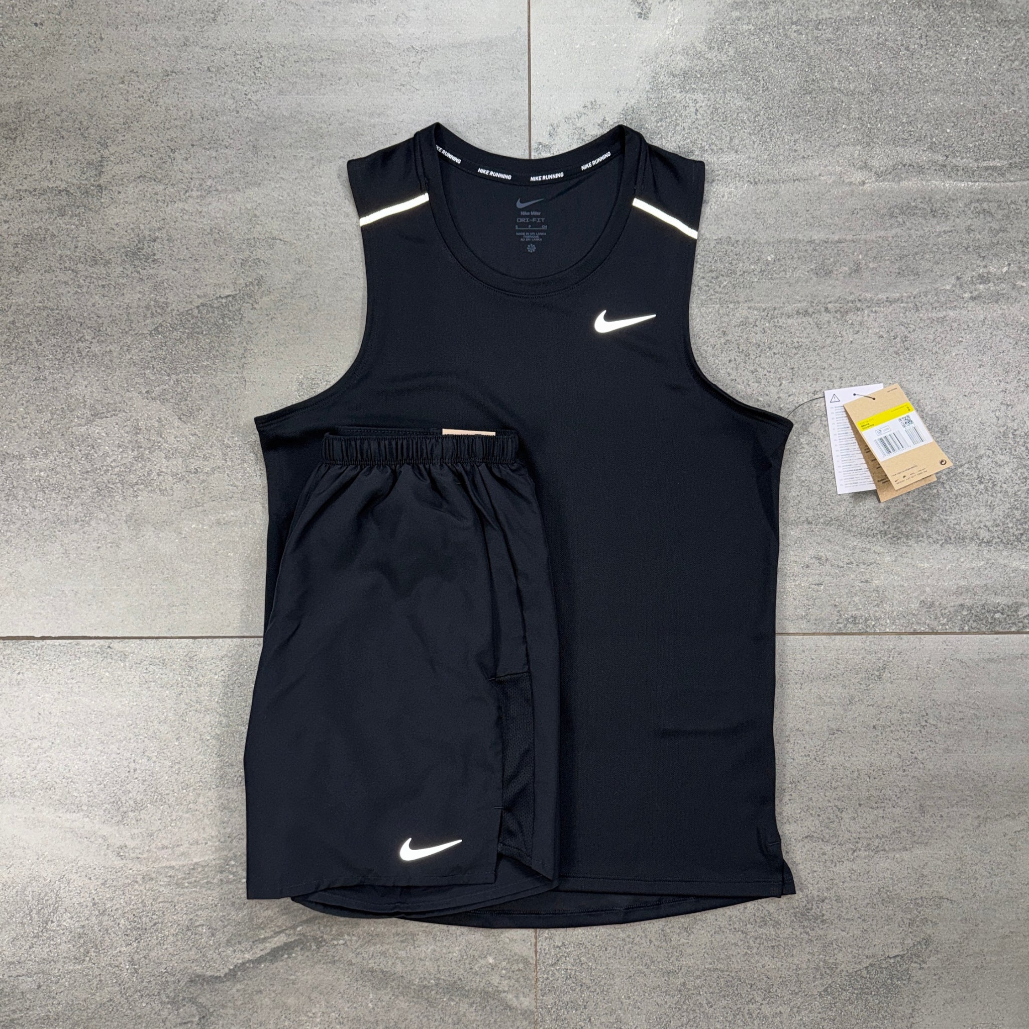 Nike Miler 2.0 Vest & Challenger Shorts Set 'Black'