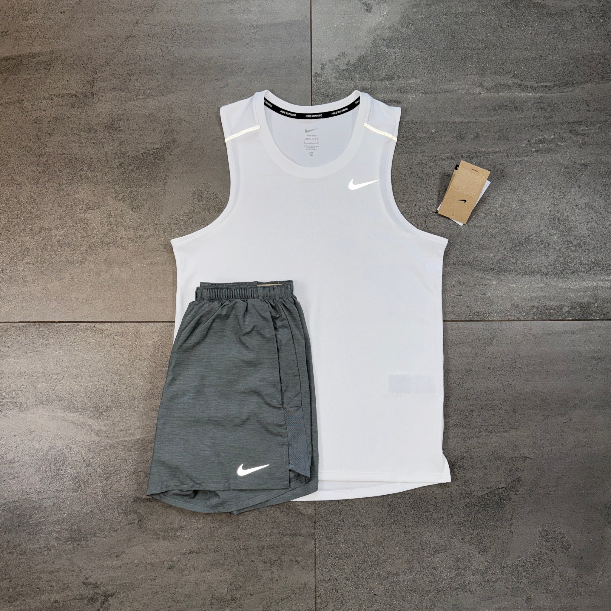 Nike Miler 2.0 Vest & Challenger Shorts Set 'White/Grey'