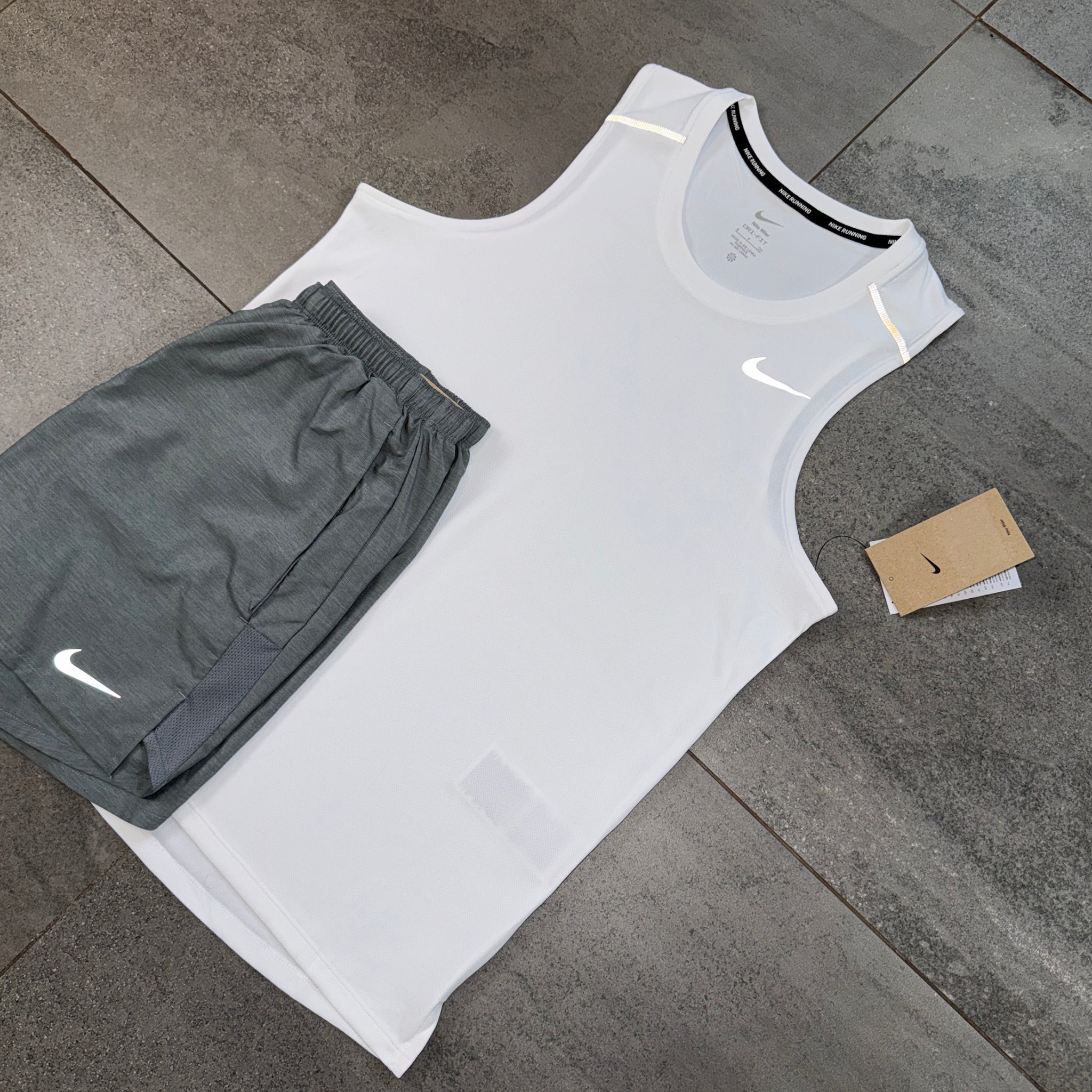 Nike Miler 2.0 Vest & Challenger Shorts Set 'White/Grey'
