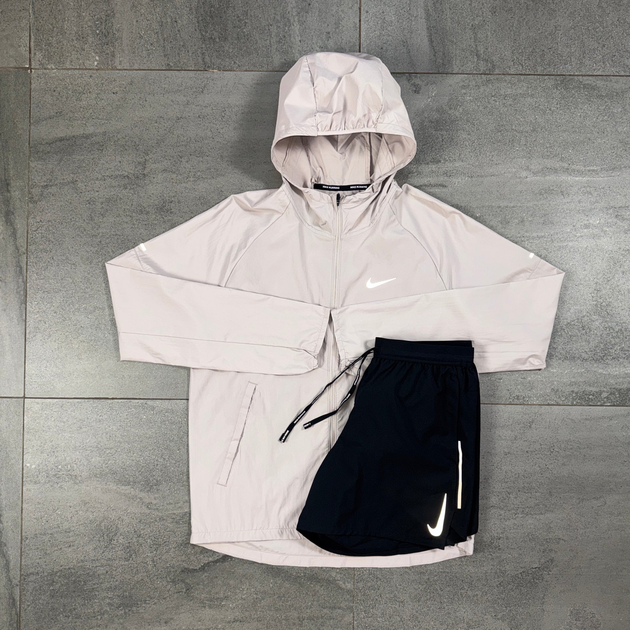Nike Windrunner & Flex Shorts Set 'Cream/Black'