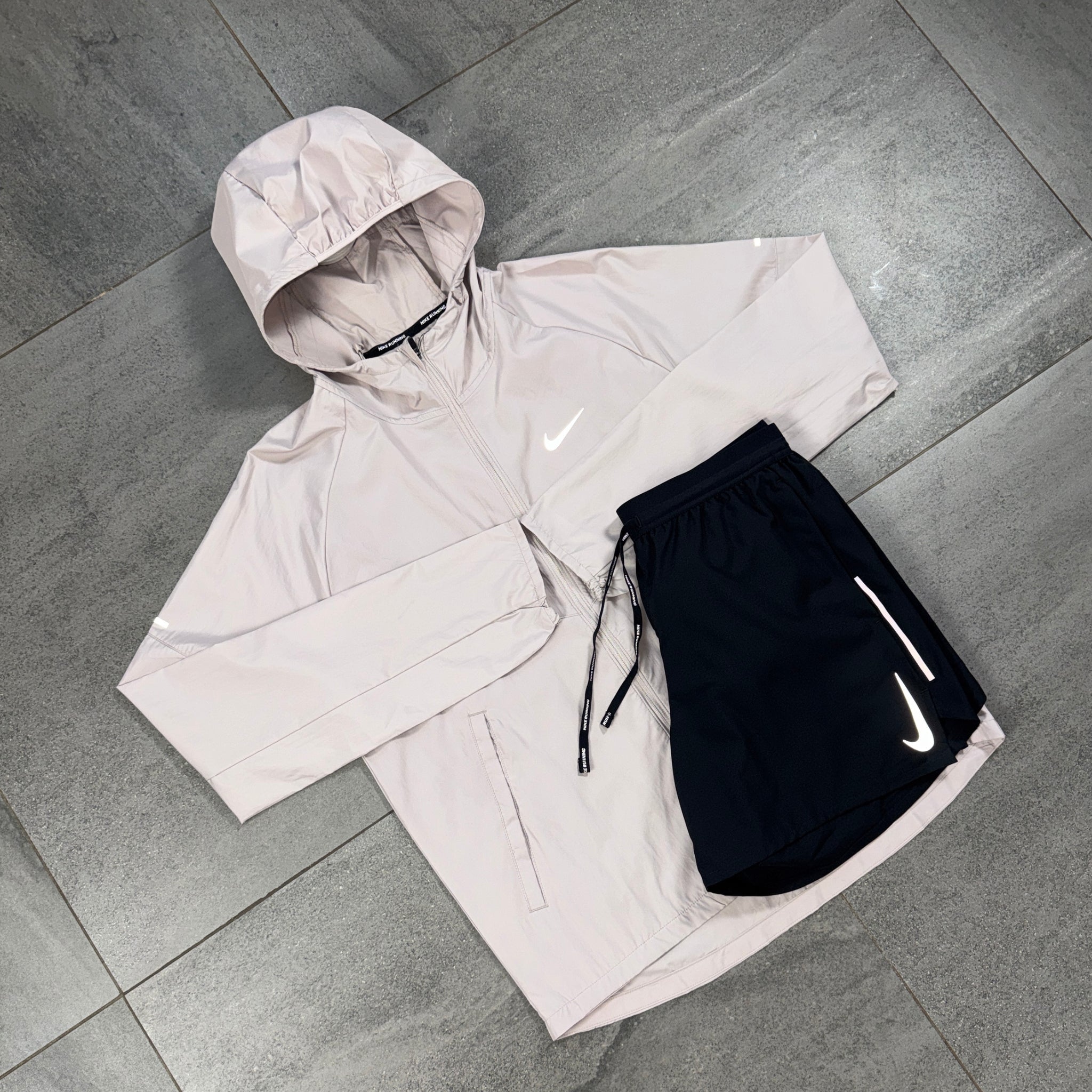 Nike Windrunner & Flex Shorts Set 'Cream/Black'