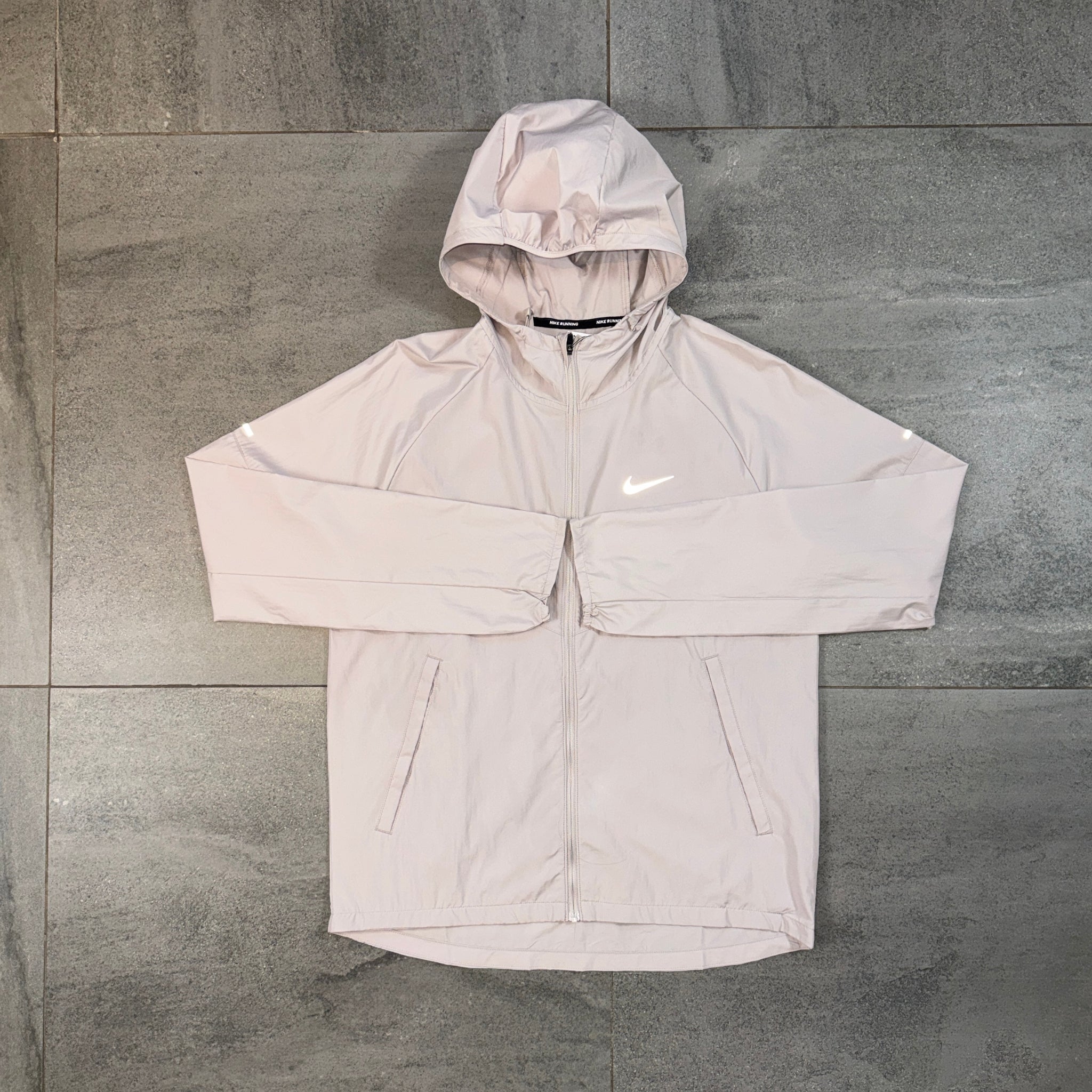 Nike Windrunner & Challenger Shorts Set 'Cream'