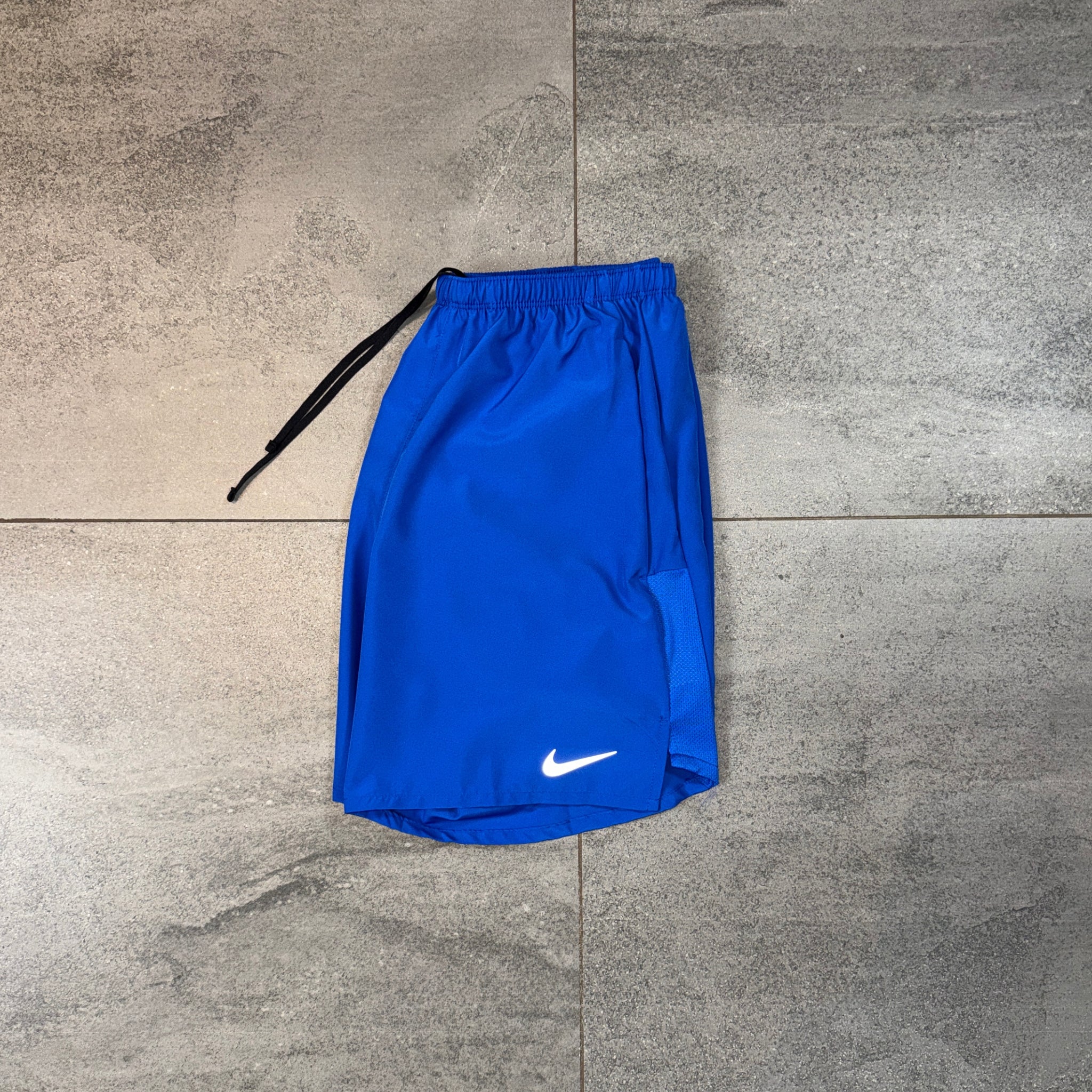 Nike 1/4 Running Top & Challenger Shorts Set 'Royal Blue'