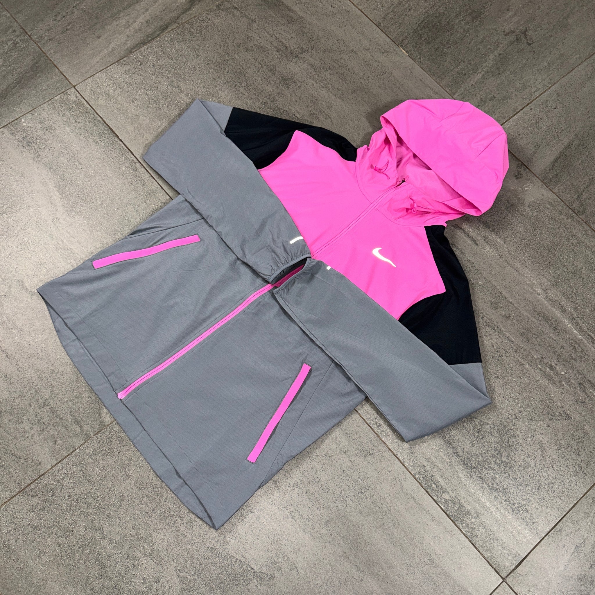Nike Windrunner Jacket 'Playful Pink'