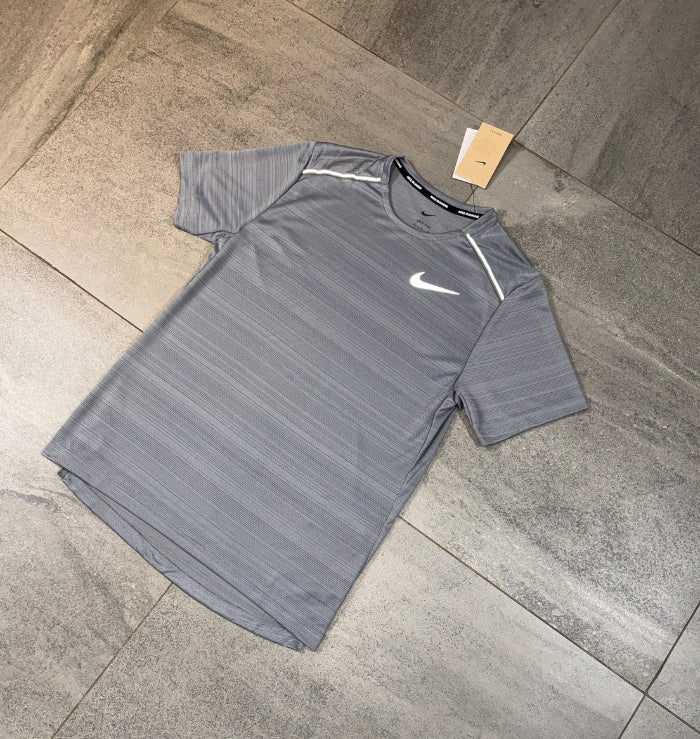 Nike Miler 1.0 T-Shirt 'Grey'