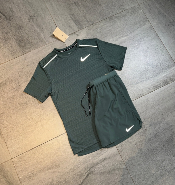 Nike Miler & Flex Shorts Set 'Vintage Green'
