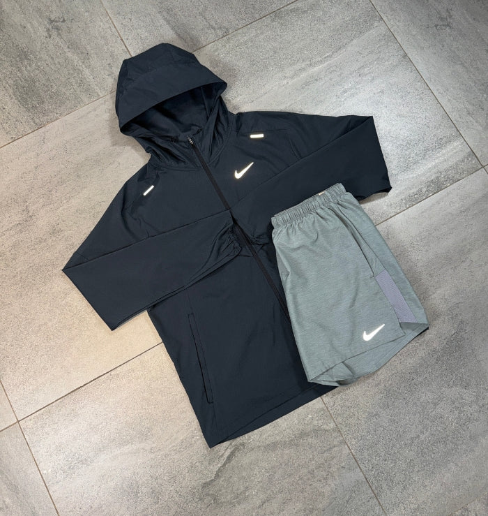 Nike Repel Windrunner & Challenger Short Set 'Black/Grey'
