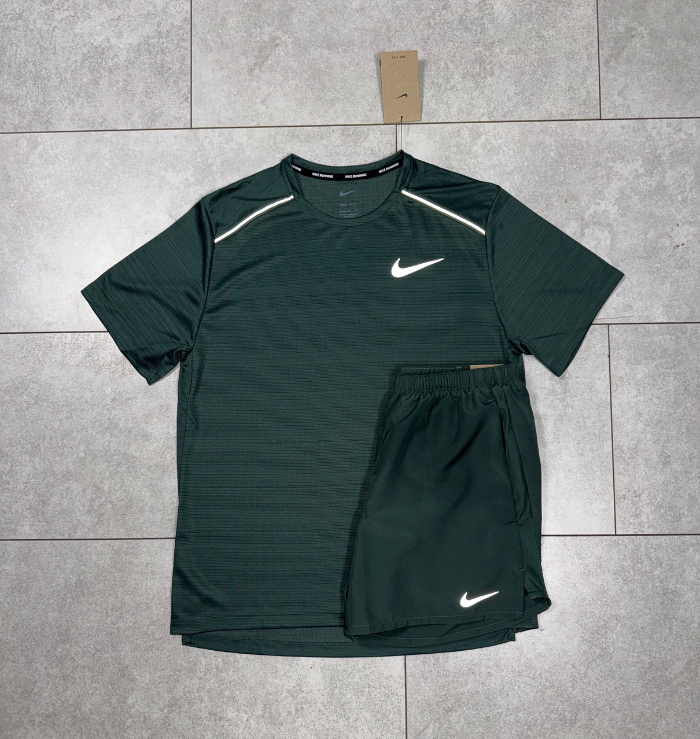 Nike Miler Vintage Green Short Set