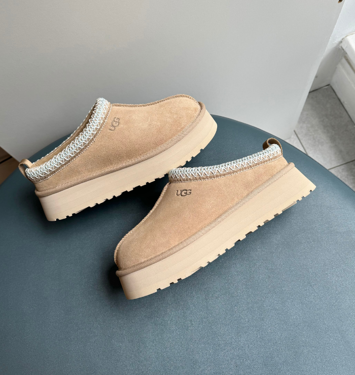 UGG Tazz Slipper Sand