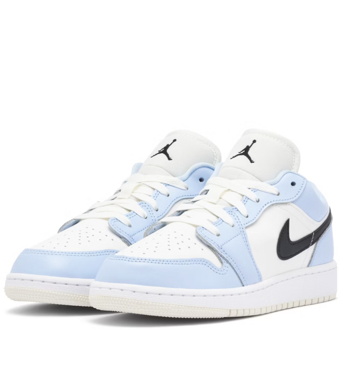 Nike Air Jordan 1 Low 'Ice Blue' (GS) front side view