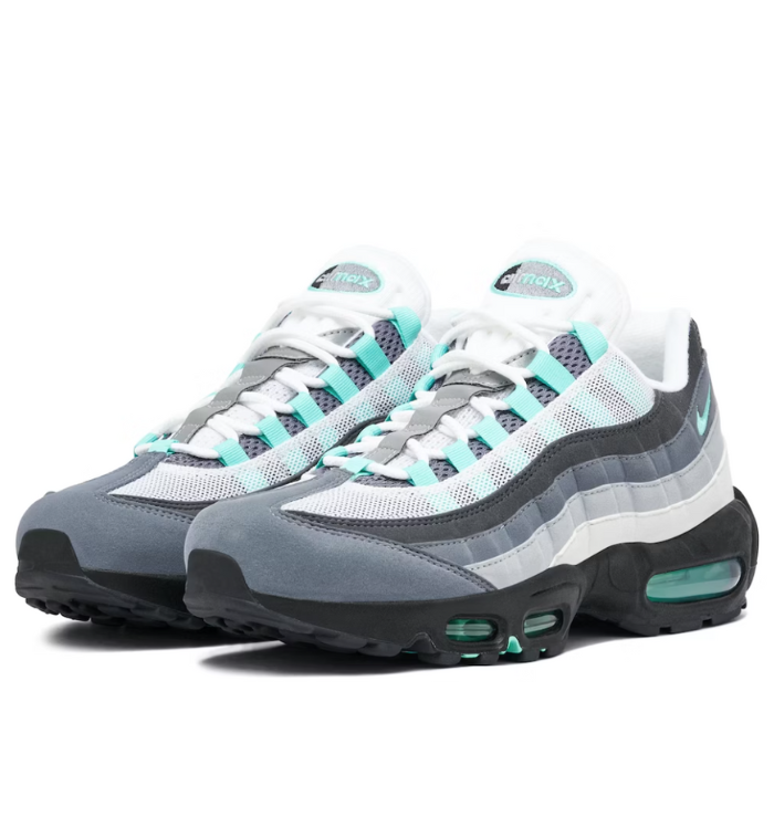 Nike Air Max 95 Hyper Turquoise front side view