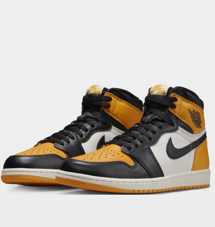 Black and yellow nike high tops best sale