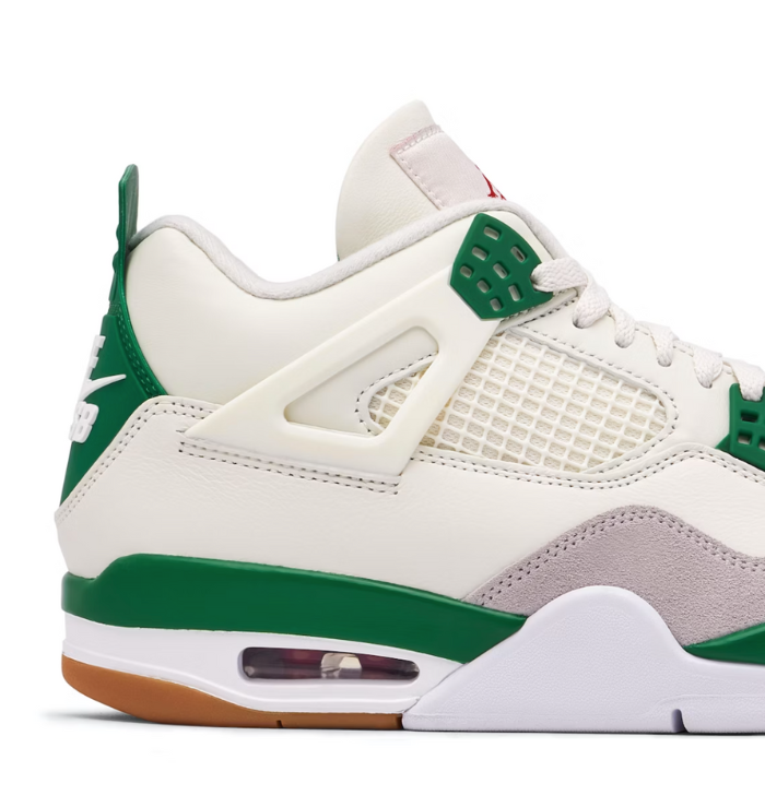 Nike Air Jordan 4 Retro x SB 'Pine Green' close up side view