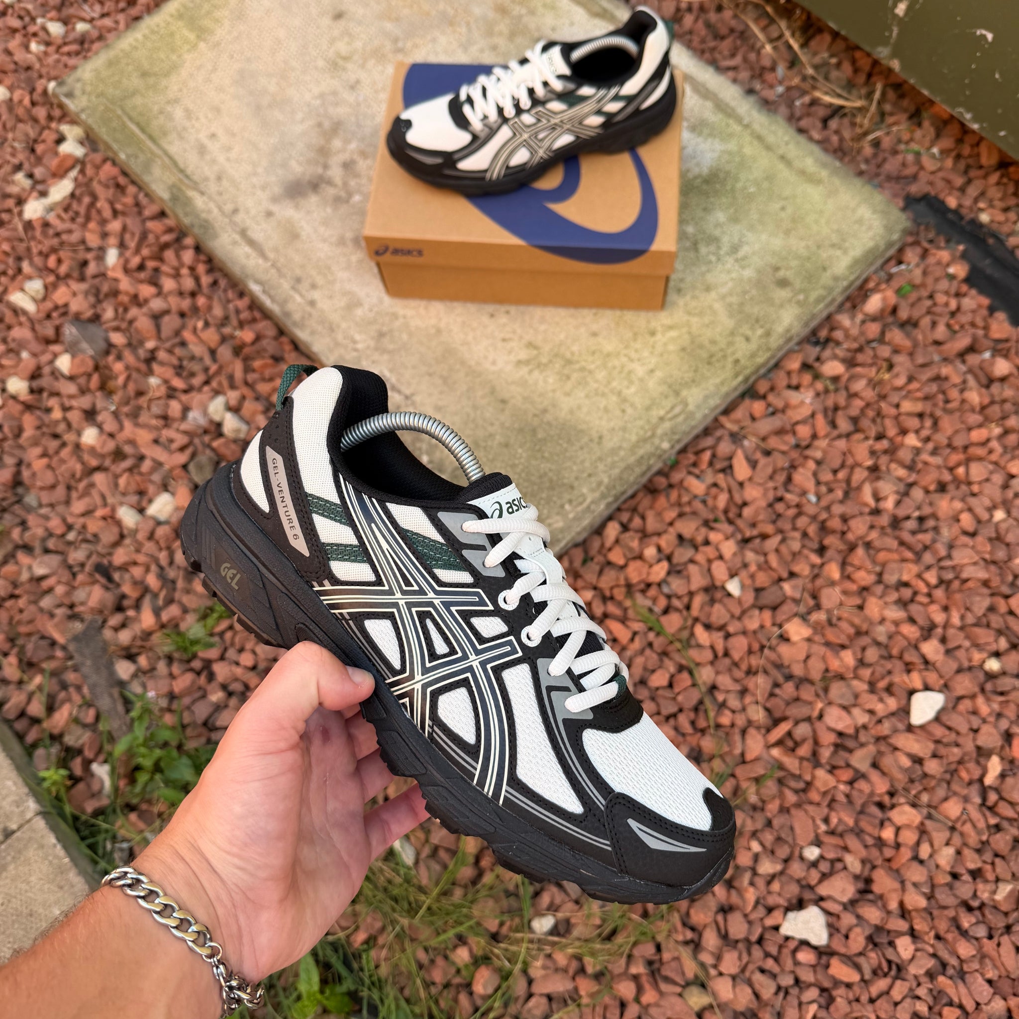 ASICS Gel-Venture 6 Lake Grey side detailing