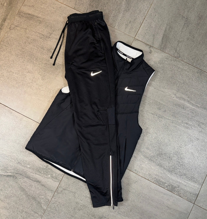 Nike AeroLayer Gilet with black Phenom running pants