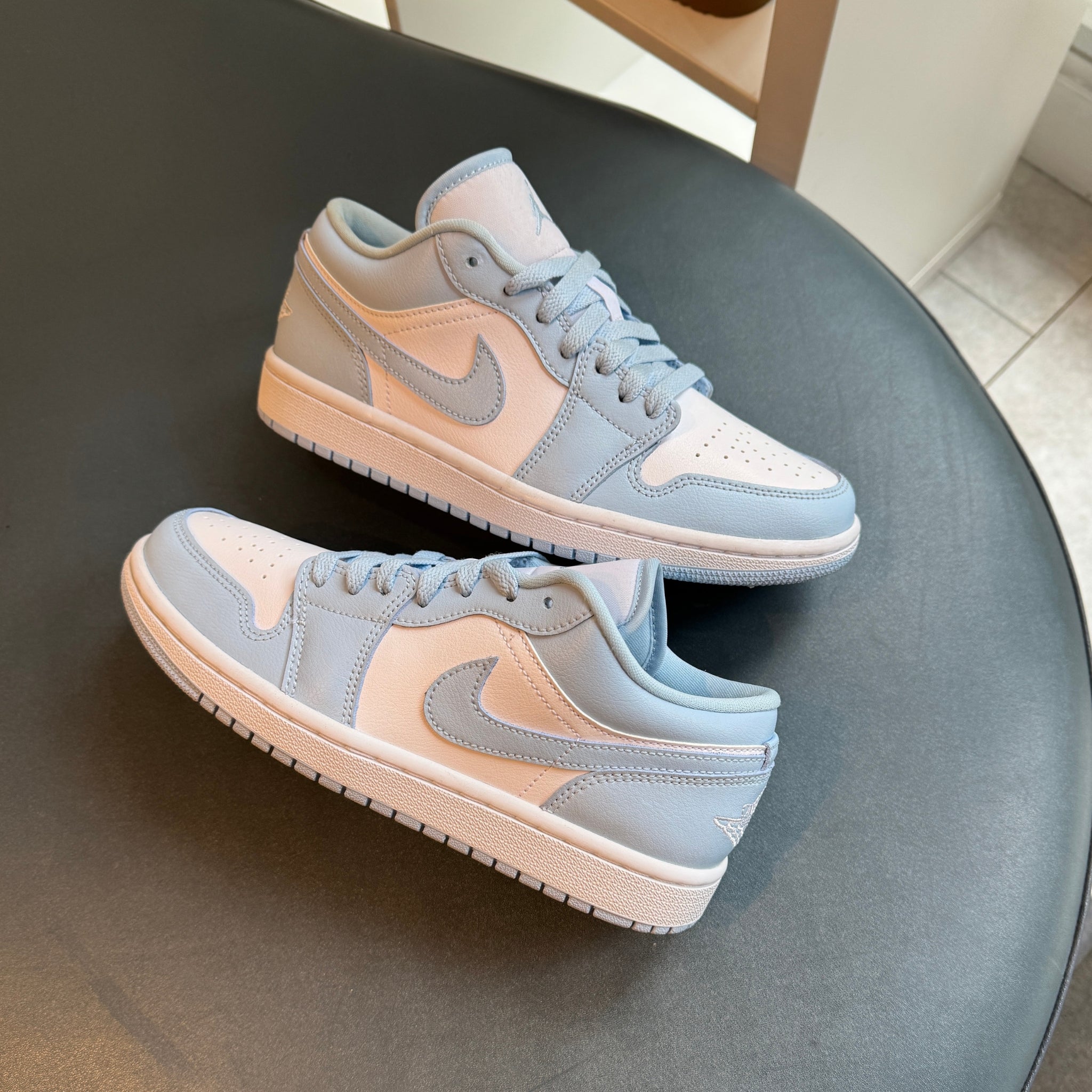 Nike Air Jordan 1 Low Aluminum women's trainers