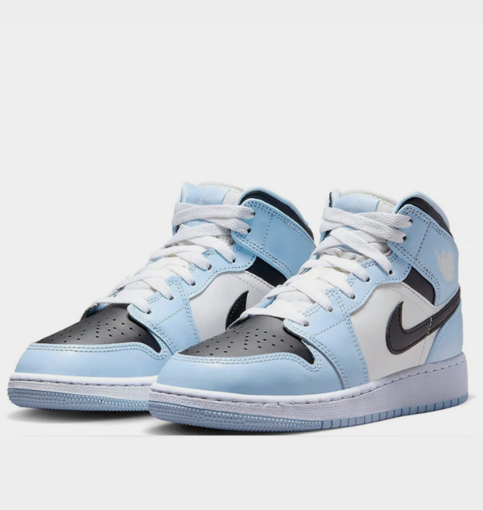 Nike Air Jordan 1 Mid Ice Blue GS trainers front view